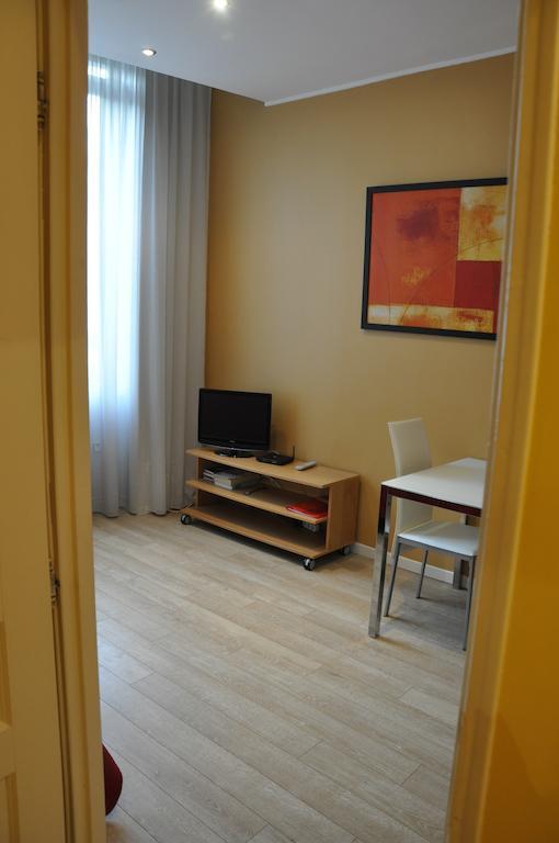 Les Studios De La Place Lyon Luaran gambar
