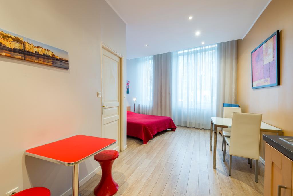 Les Studios De La Place Lyon Bilik gambar