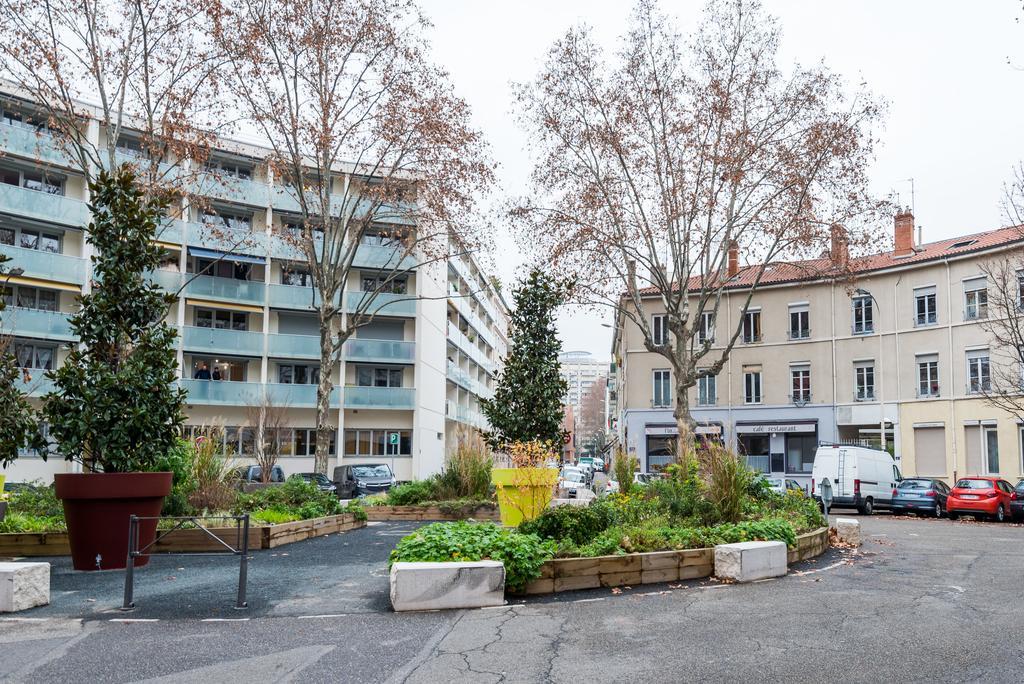 Les Studios De La Place Lyon Bilik gambar